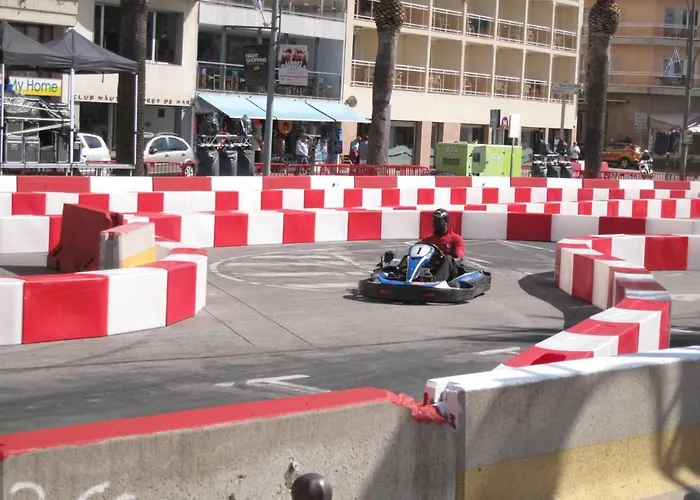 Joan * リョレート・デ・マル